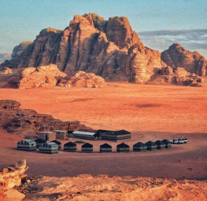 Wadi Rum Wanderlust Camp Экстерьер фото