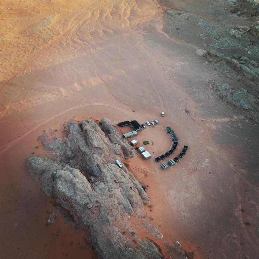 Wadi Rum Wanderlust Camp Экстерьер фото