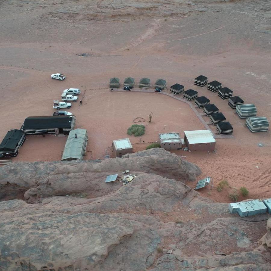 Wadi Rum Wanderlust Camp Экстерьер фото