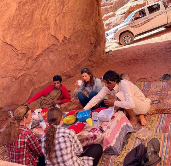 Wadi Rum Wanderlust Camp Экстерьер фото