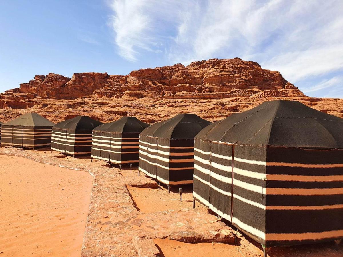 Wadi Rum Wanderlust Camp Экстерьер фото