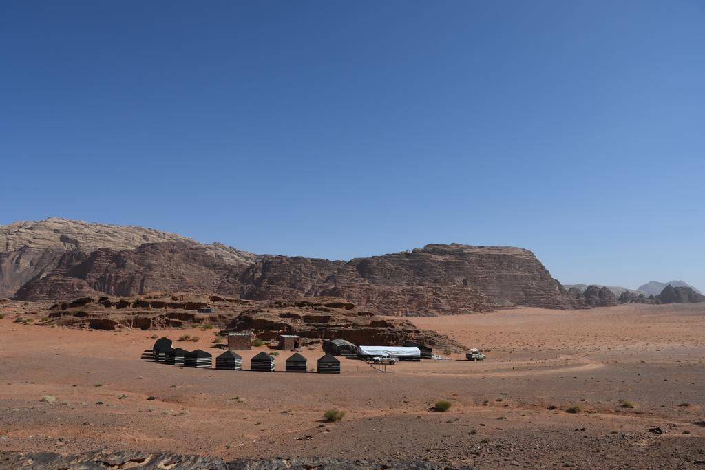 Wadi Rum Wanderlust Camp Экстерьер фото