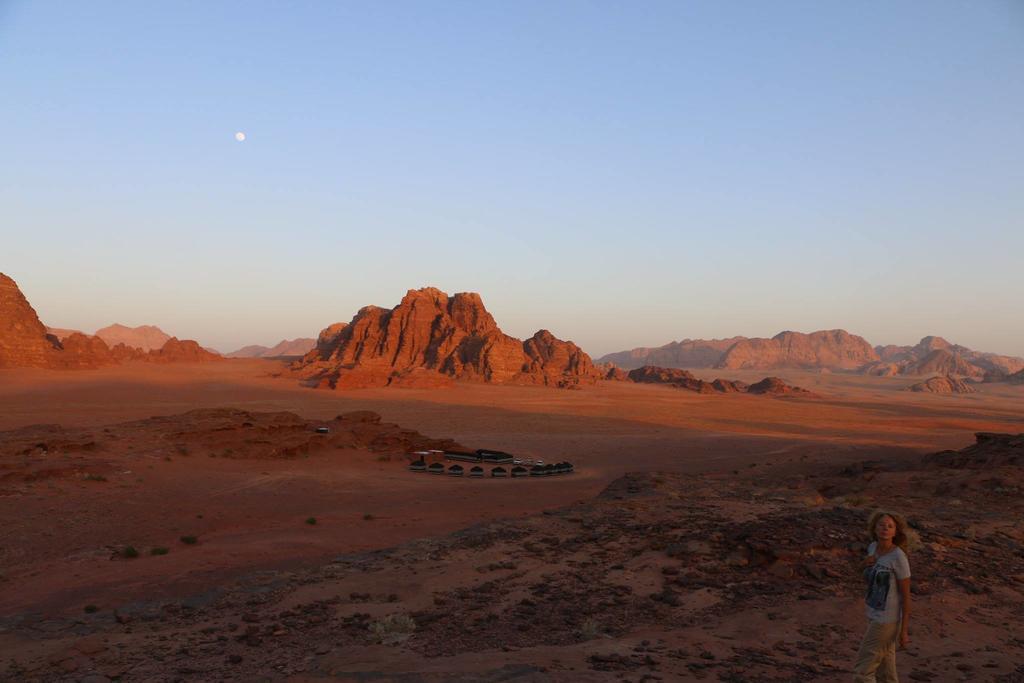 Wadi Rum Wanderlust Camp Экстерьер фото