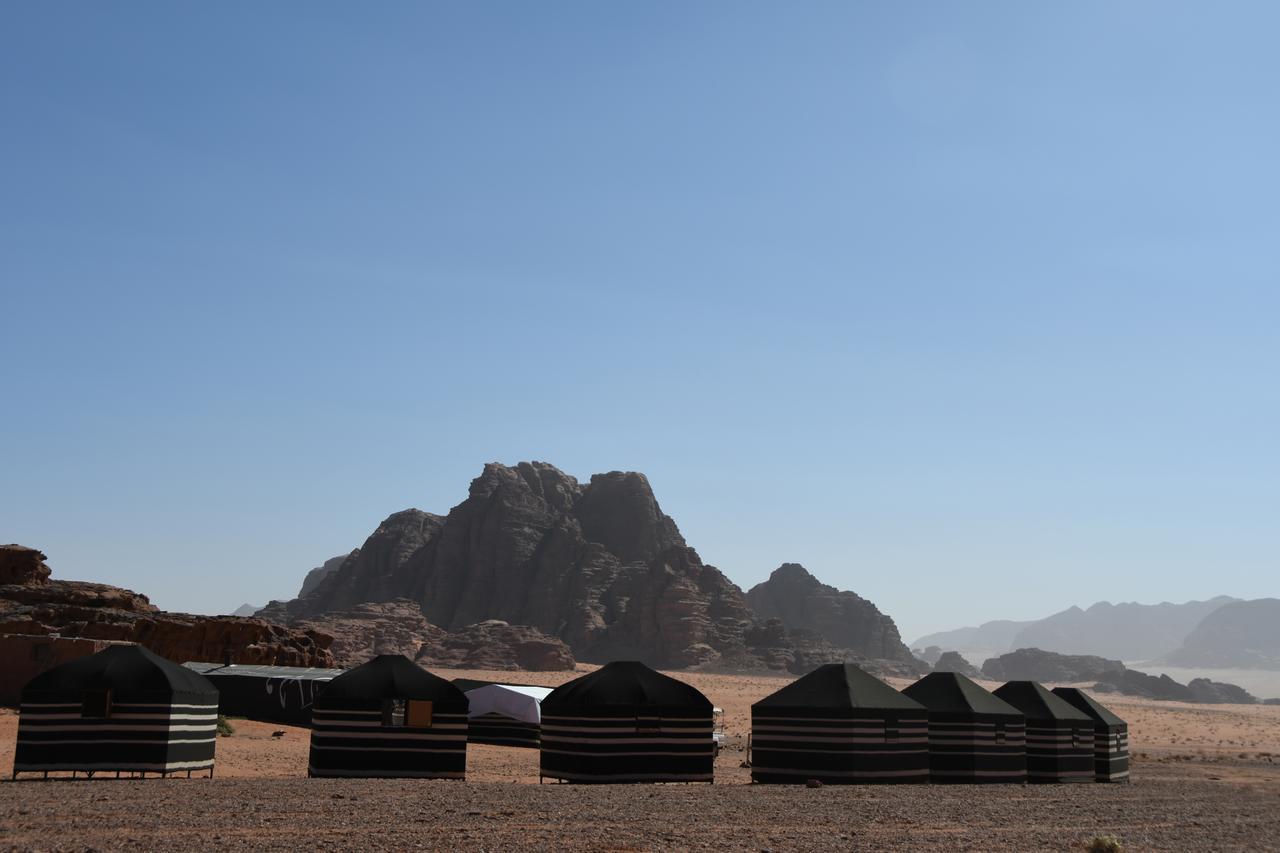 Wadi Rum Wanderlust Camp Экстерьер фото