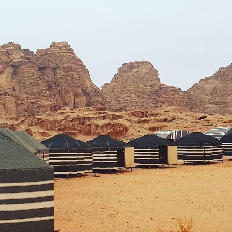 Wadi Rum Wanderlust Camp Экстерьер фото